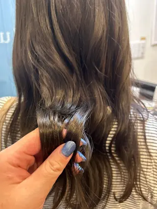 セミロング カラー SALOWIN 新宿三丁目me+所属・レイヤー/ボブ/ 髪質改善/石井ハルカのヘアスタイル