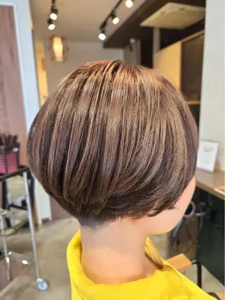 ミディアム 坂井 唯人のヘアスタイル