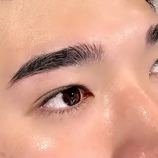 アイブロウ THE BROW BAR n所属・THE BROW BAR n 渋谷店のマツエク・マツパデザイン