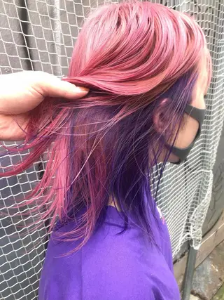 ミディアム カラー ホワイト&レイヤーカ ットエクステ長畠俊輔のヘアスタイル