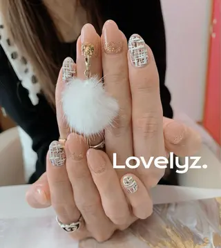カラー Nail Salon Lovelyz.所属・Nail Salon Lovelyz.のネイルデザイン