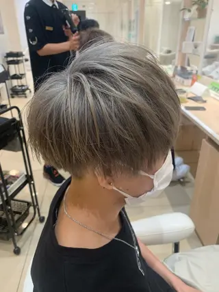 ショート カラー メンズ IwAsh中山所属・✂︎中山ブリーチ・ パーマ✂︎露木智也のヘアスタイル