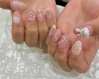 ネイル 安藤 彩乃のネイルデザイン