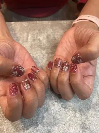 ネイル 佐藤  悠子のネイルデザイン