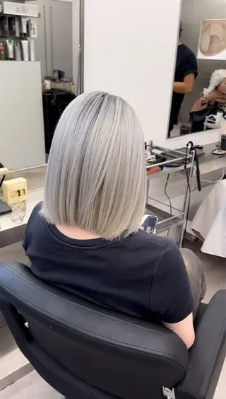 ミディアム カラー シールエクステ/ ダブルカラー/茉央のヘアスタイル