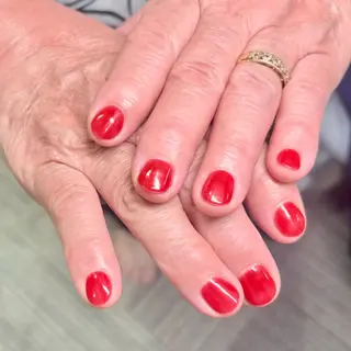 ネイル みんなのネイルサロン IRiS所属・一人ひとりに寄り添う 施術🌈IRiS🪽のネイルデザイン