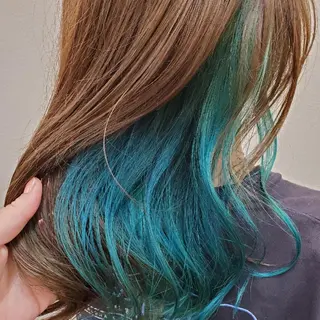 ロング カラー 推しアニメカラー🌈 ツヤ透明感カラー🦄のヘアスタイル