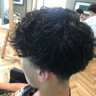 ショート パーマ メンズ 🌈艶カラー× メンズパーマ永埜🌈のヘアスタイル