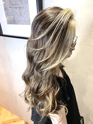 ロング 佐藤/本物志向の 髪質改善サロンのヘアスタイル