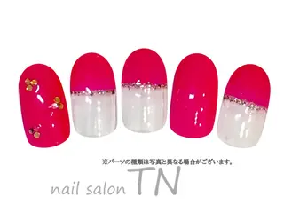 ネイル 矢川 まどかのネイルデザイン