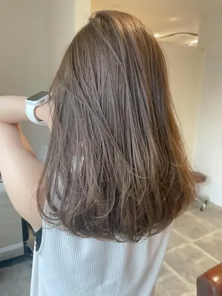 セミロング Emitas.宮街道店所属・森崎 士/似合わせカラーのヘアスタイル