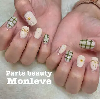 ネイル Monleve🩵 Sayaka🌈のネイルデザイン