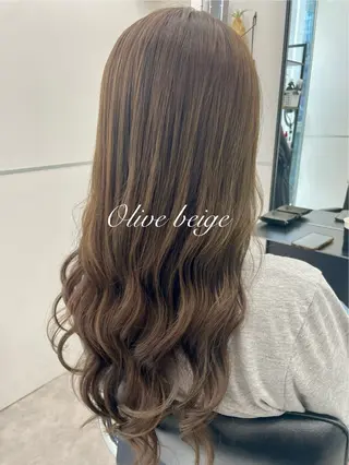 セミロング カラー 💗艶々💗極潤カラ ー⭐️AYAKIのヘアスタイル
