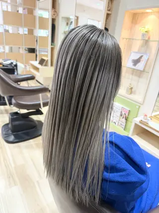 ロング カラー 🌈派手髪ハイトーン 🌈鈴木亮太🌈のヘアスタイル