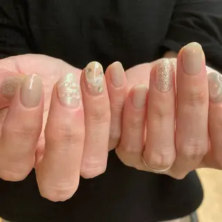 ネイル 𓂃toi. 儚げnuanceのネイルデザイン