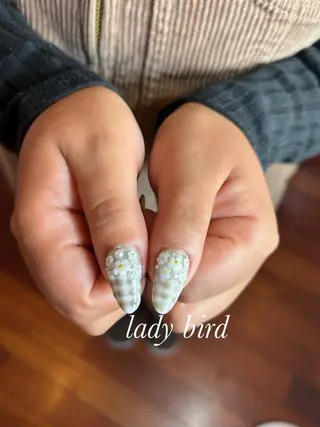 ネイル lady bird yoshieのネイルデザイン