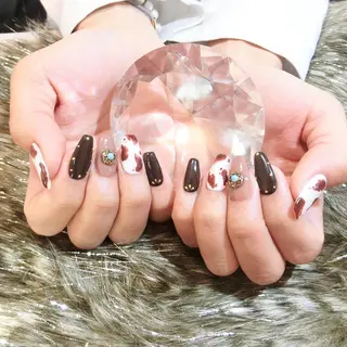 ネイル 🌙都岡 ムーンネイルのネイルデザイン