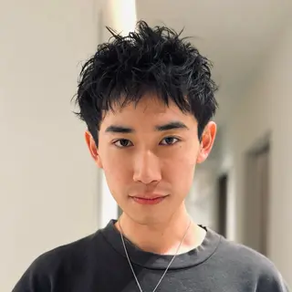 ショート メンズ スパイキーショート 大人パーマ 丸山のヘアスタイル