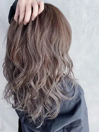 セミロング カラー MOU namba ムウナンバのヘアスタイル