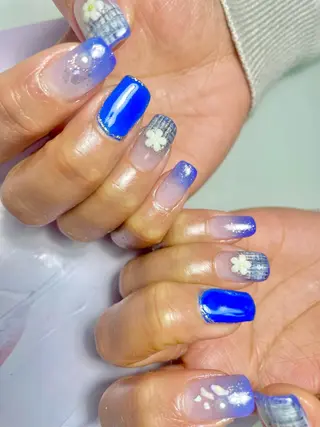 ネイル 加瀬 アンジェリーのネイルデザイン