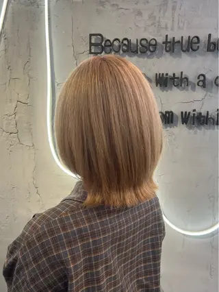 ショート カラー ブリーチカラー🫧 いぐち しょうた🫧のヘアスタイル