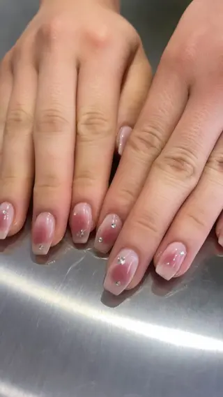 ネイル クルミ/ 💕ワンホンネイルのネイルデザイン