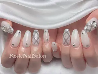 ネイル Rosie Nail サロン南越谷のネイルデザイン