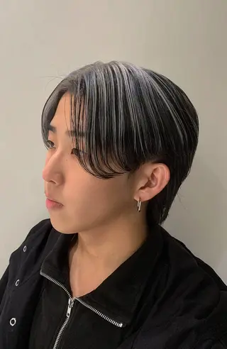 ショート カラー メンズ [渋谷ブリーチ] 玲弥のヘアスタイル