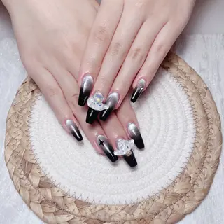 ネイル uuネイルサロン所属・uu ネイルサロン関内🌼のネイルデザイン