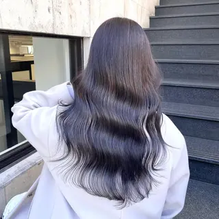 セミロング カラー ミヤザキ タクトのヘアスタイル