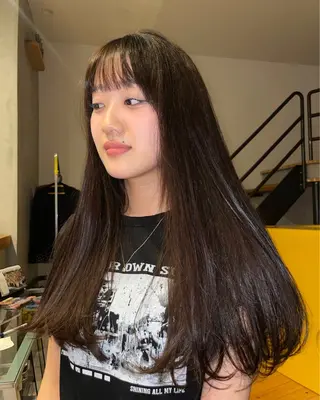 カラー YURiA レイヤー🫧暖色のヘアスタイル