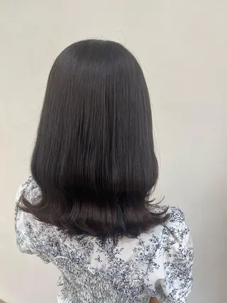 ミディアム 前田 美桜のヘアスタイル