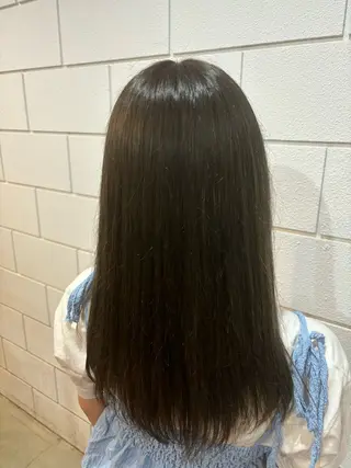 ロング カラー 伊藤 那月のヘアスタイル