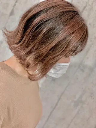 ショート ブリーチ毛に縮毛矯正 ✨カラー✨山田 正幸のヘアスタイル