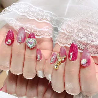 セミロング ネイル 石原 夕華のネイルデザイン