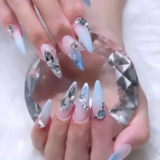 ネイル Kobayashi Komugiのネイルデザイン