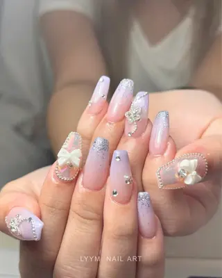 ネイル LYYM Nail Salonのネイルデザイン