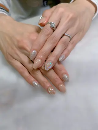 ネイル Maggie nailクロのネイルデザイン