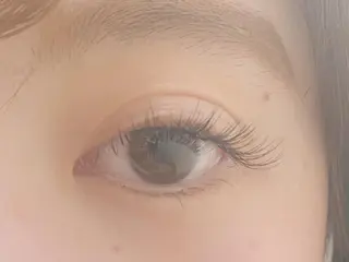 マツエク・マツパ アイラッシュサロンF所属・磯崎 桃子 f(エフ)のマツエク・マツパデザイン