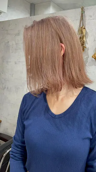 ショート カラー タカハシ ユウキのヘアスタイル