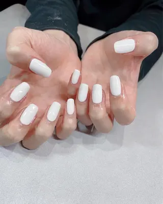 ネイル iiloo aromaworksのネイルデザイン