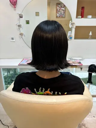 ミディアム eMu MIYUのヘアスタイル