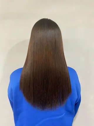 ロング et Douce所属・艶髪／髪質改善／ カワモトヒロトのヘアスタイル
