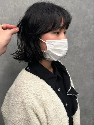 ミディアム 古沢 新のヘアスタイル