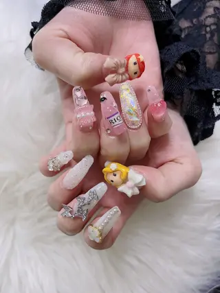 ネイル 菲菲ネイルサロン所属・FF フィフィネイルサロンのネイルデザイン