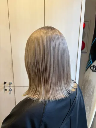ミディアム カラー あべ ゆうかのヘアスタイル