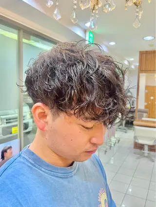 ショート パーマ メンズ パーマ特化美容師 🔥Yoshiyaのヘアスタイル