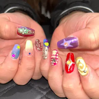 ネイル MARUCHU SAE👽のネイルデザイン