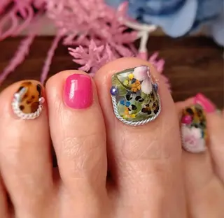 ネイル ラヴィアン ローズのネイルデザイン