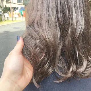 セミロング カラー 田中 優衣のヘアスタイル